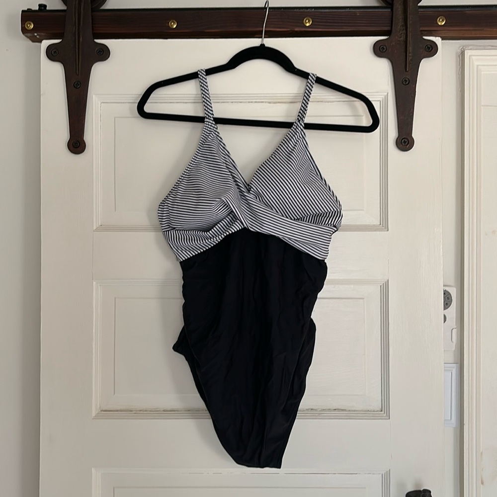 Maternity swim suit